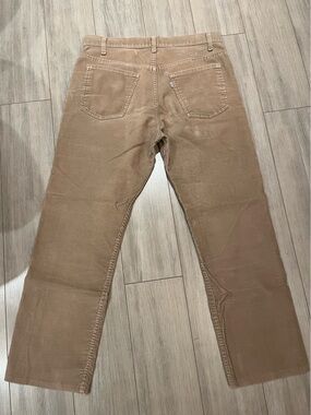Vintage Levi’s corduroy 519 pants